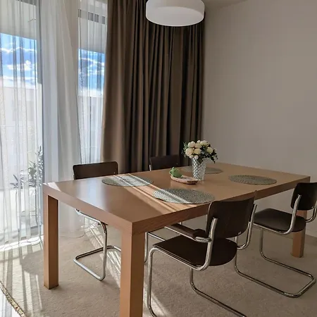 View 27 Apartman *