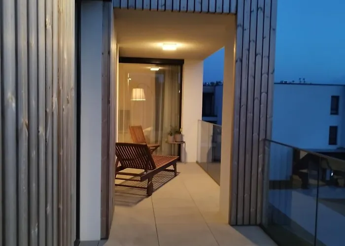 View 27 *